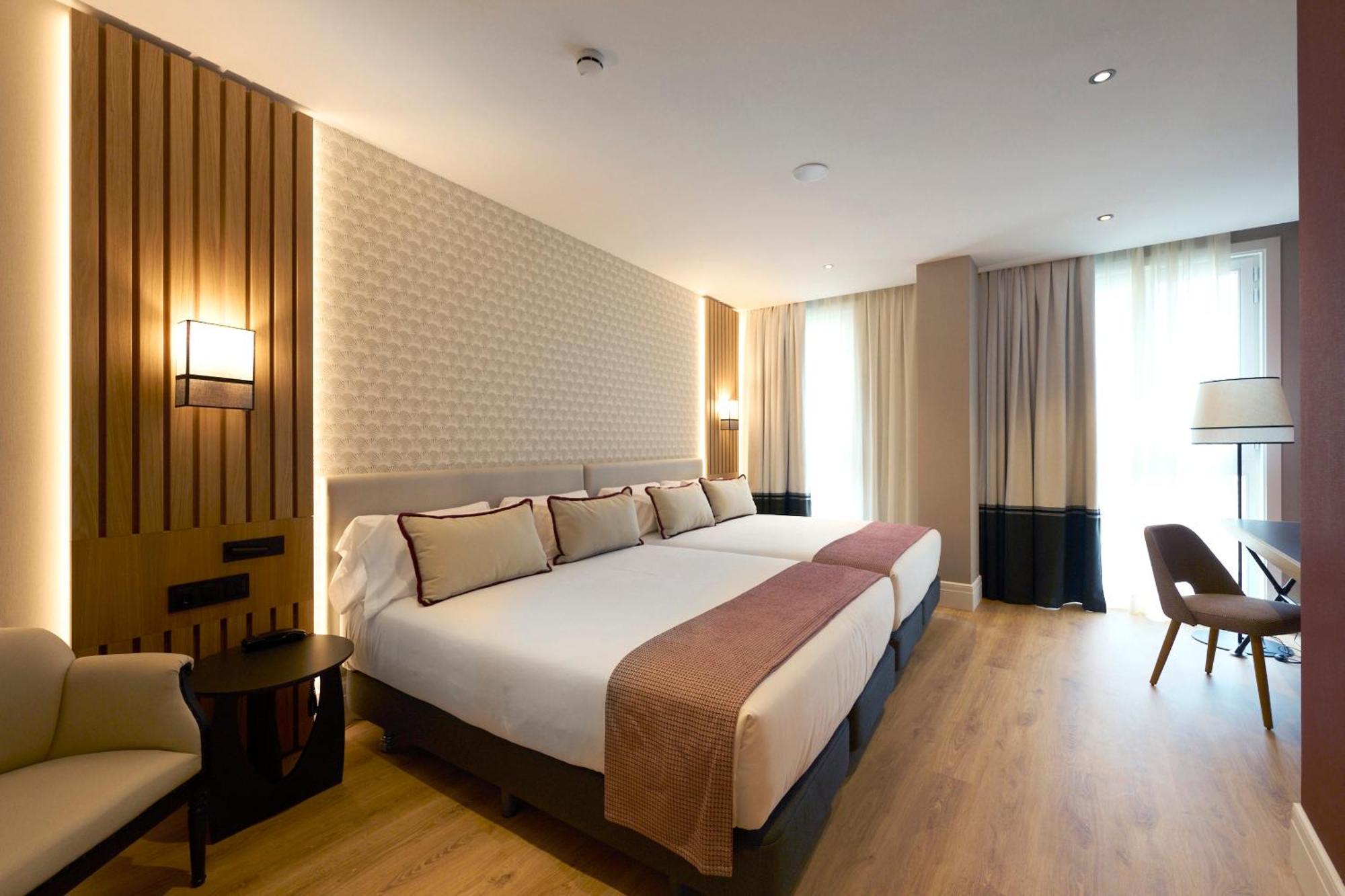 Catalonia Ramblas 4* Sup Hotel